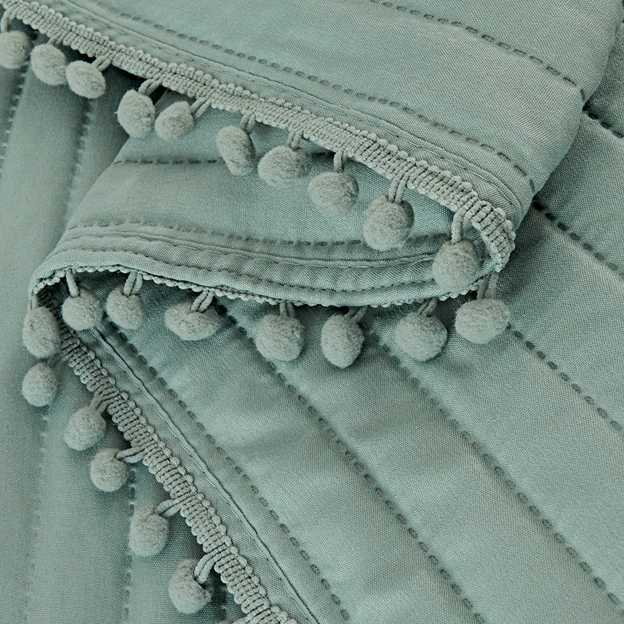 Pom Pom Bedspread Innovations